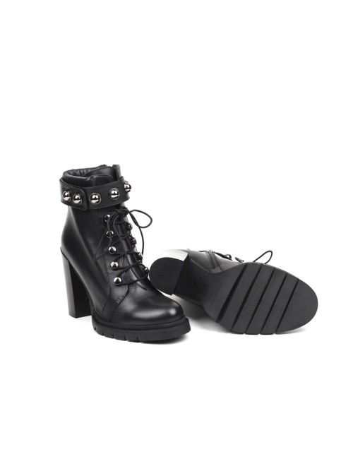 ANKLE BOOT B3326