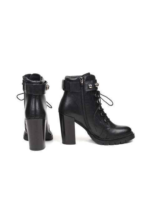 ANKLE BOOT B3326