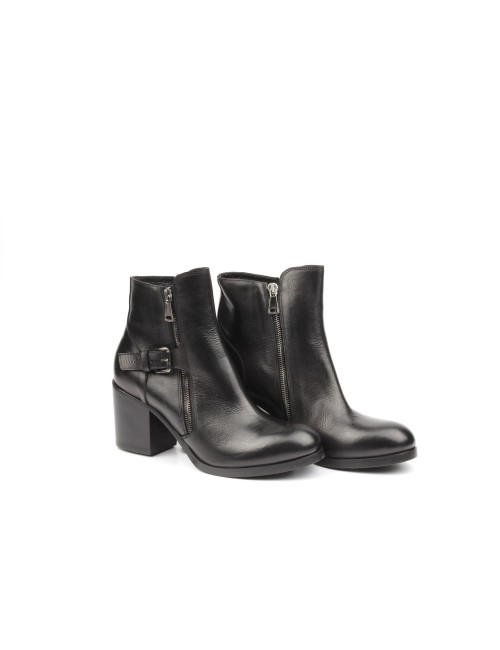 ANKLE BOOT P1920
