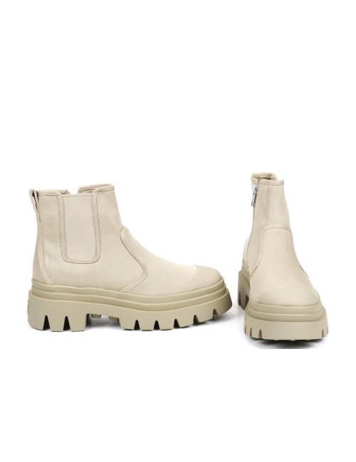 STIEFELETTE POKER