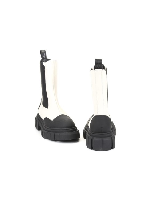 STIEFELETTE Y241