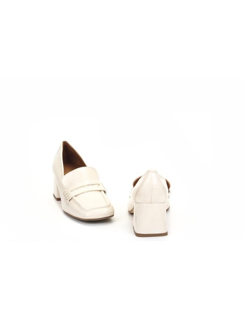 SCARPA CON TACCO GD069