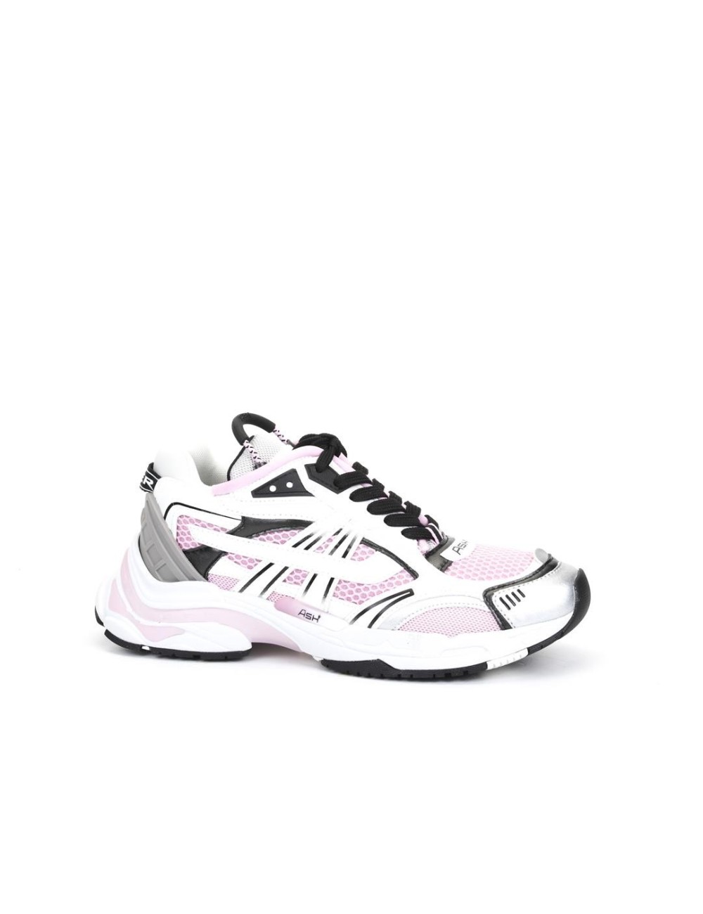 SNEAKER RACE