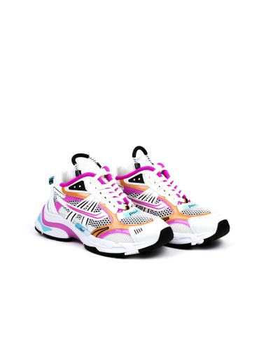SNEAKER RACE