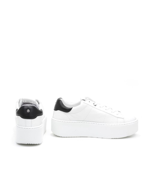 SNEAKER BVLD