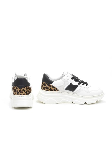 SNEAKER CPLD