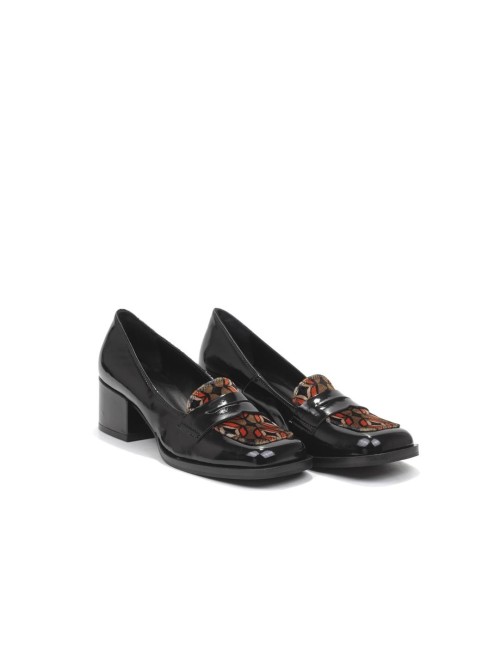 SCARPA CON TACCO MT-235