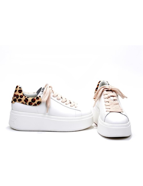 SNEAKER MOBY