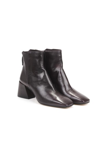 ANKLE BOOT 6111
