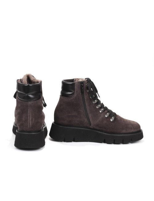 SCHNUERSTIEFELETTE MIT FELL G318T