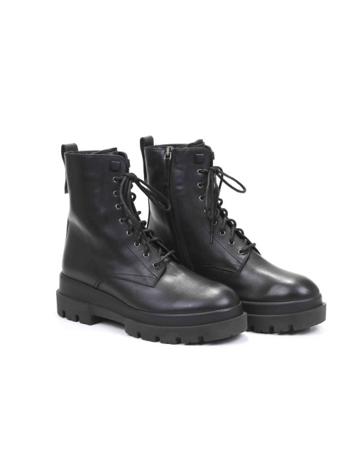 SCHNUERSTIEFELETTE MIT PELZ B3710
