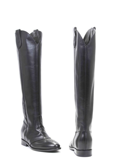 BOOT A5679