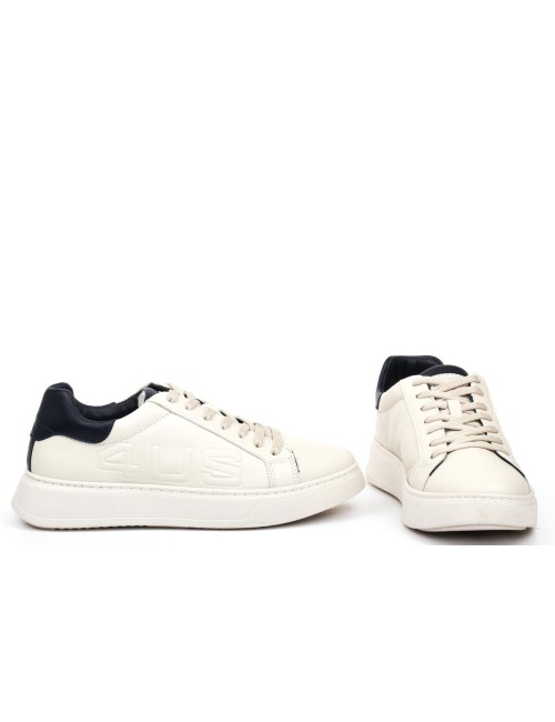 SNEAKER LARRY