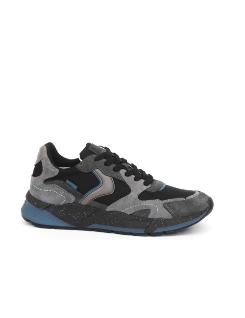 SNEAKER CLUB19