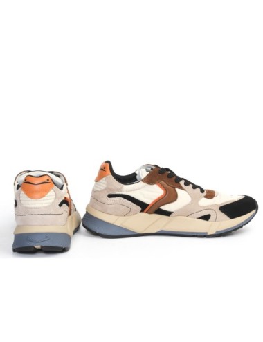 SNEAKER CLUB19