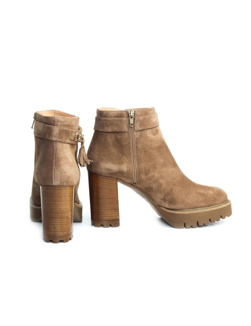 ANKLE BOOT K683T