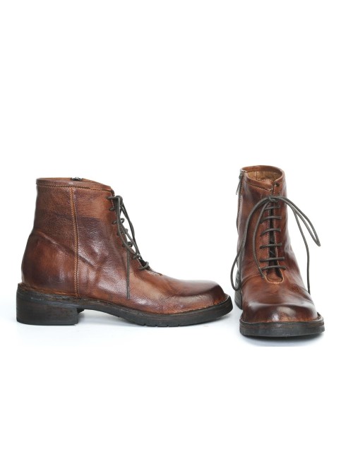 LACE-UP ANKLE BOOT 324355