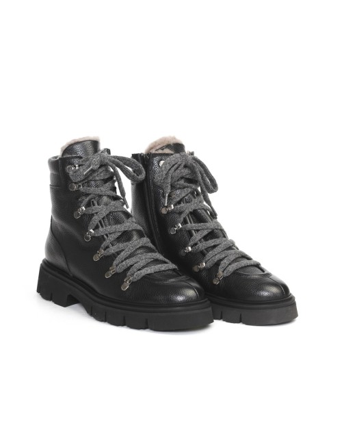 STIEFELETTE MIT PELZ K766T