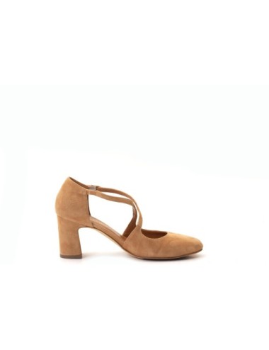 SCARPA CON TACCO EN801