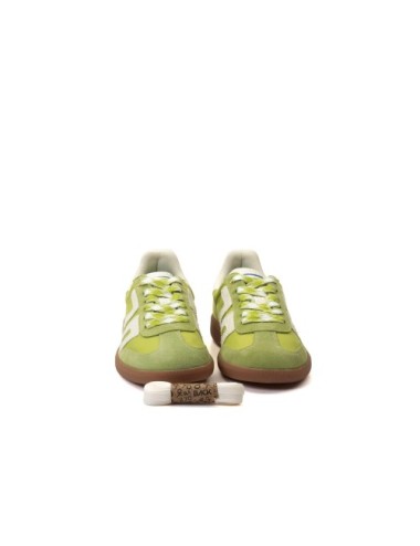 SNEAKER GHOST