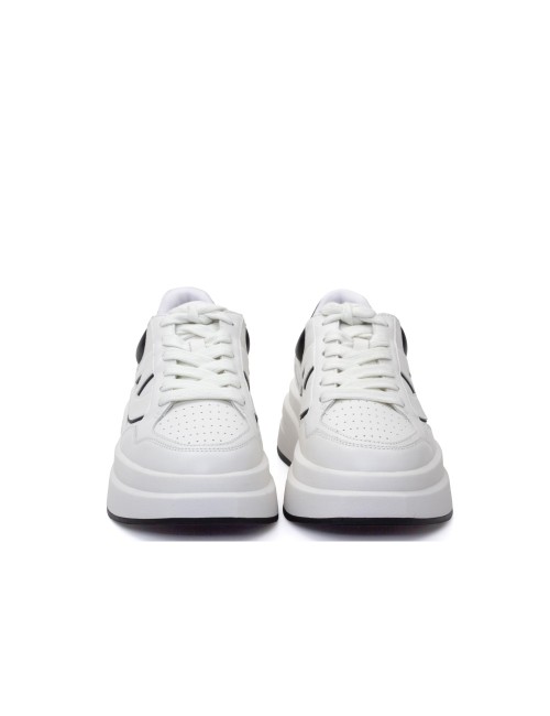 SNEAKER ICONE