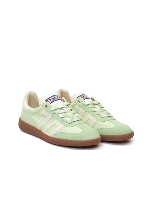 SNEAKER GHOST