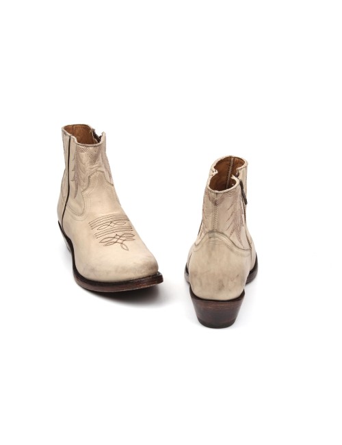 STIEFELETTE KUT